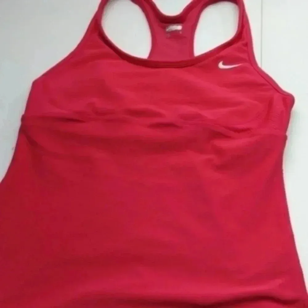 Nike sports top S - Image 2