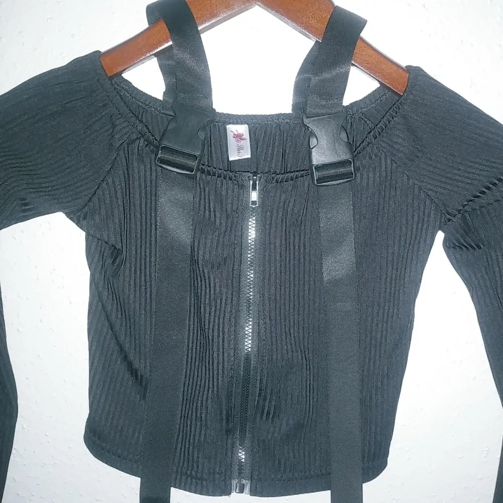 Shi Phan Yi XXS Sexy Y2K Zip Ribbed Nylon Click Belt Crop Top - Image 3