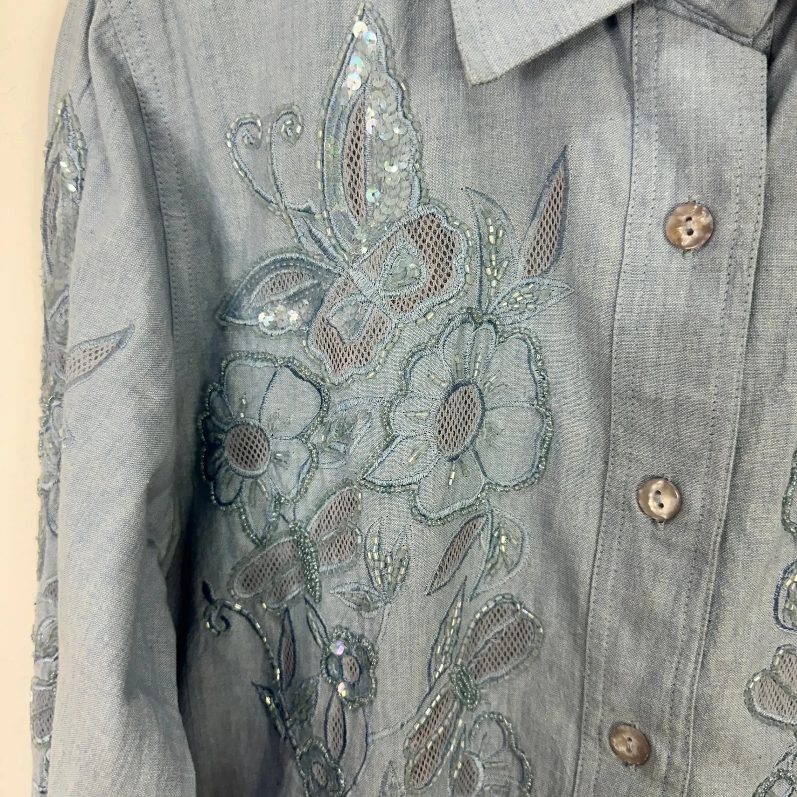 Quacker Factory Button Up Shirt Womens Small Floral Butterfly Sequin Embroidered Blue - Image 4