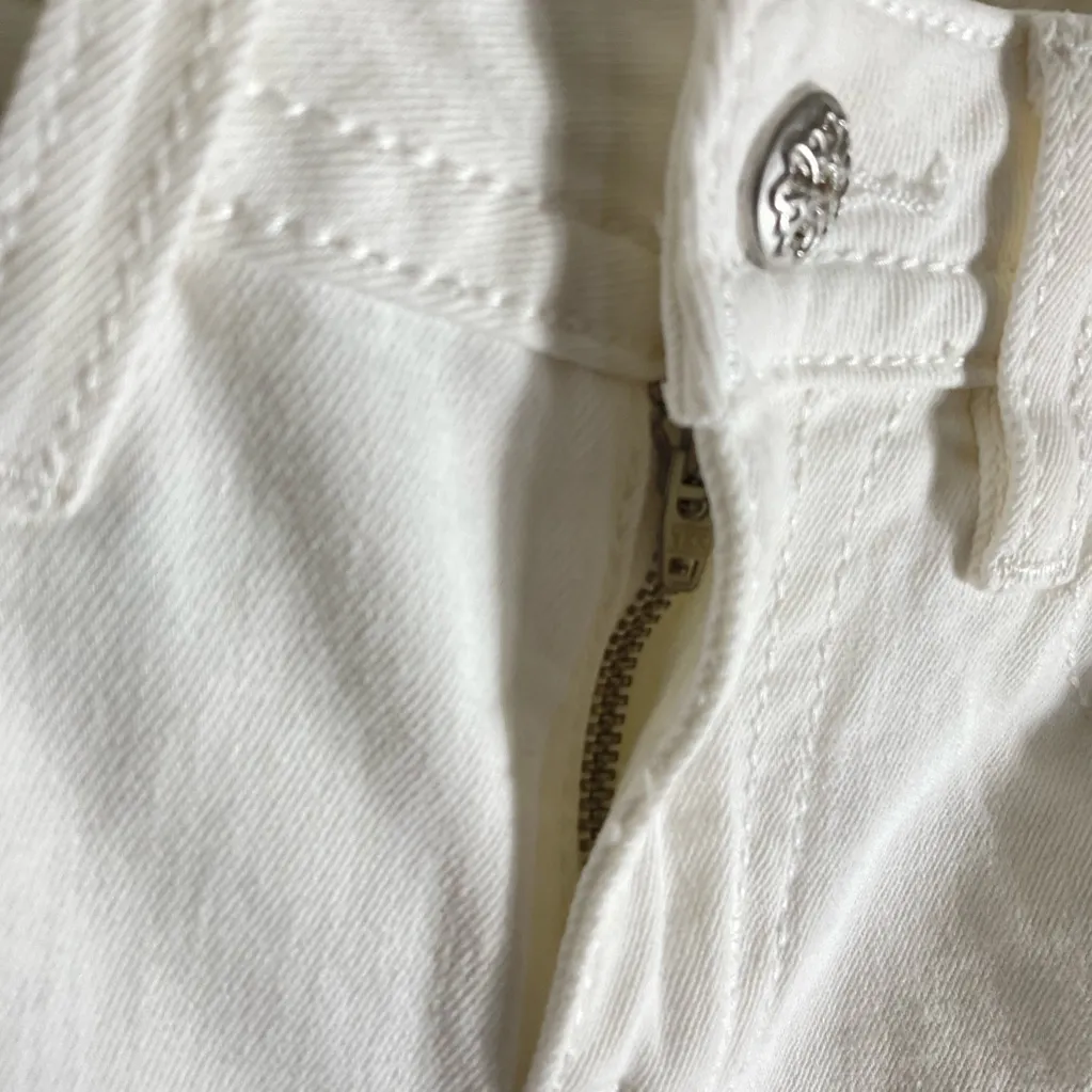 Miss Me Women's Gilded Horseshoe Embellished Pocket Mid-Rise Bootcut Jeans - Image 9