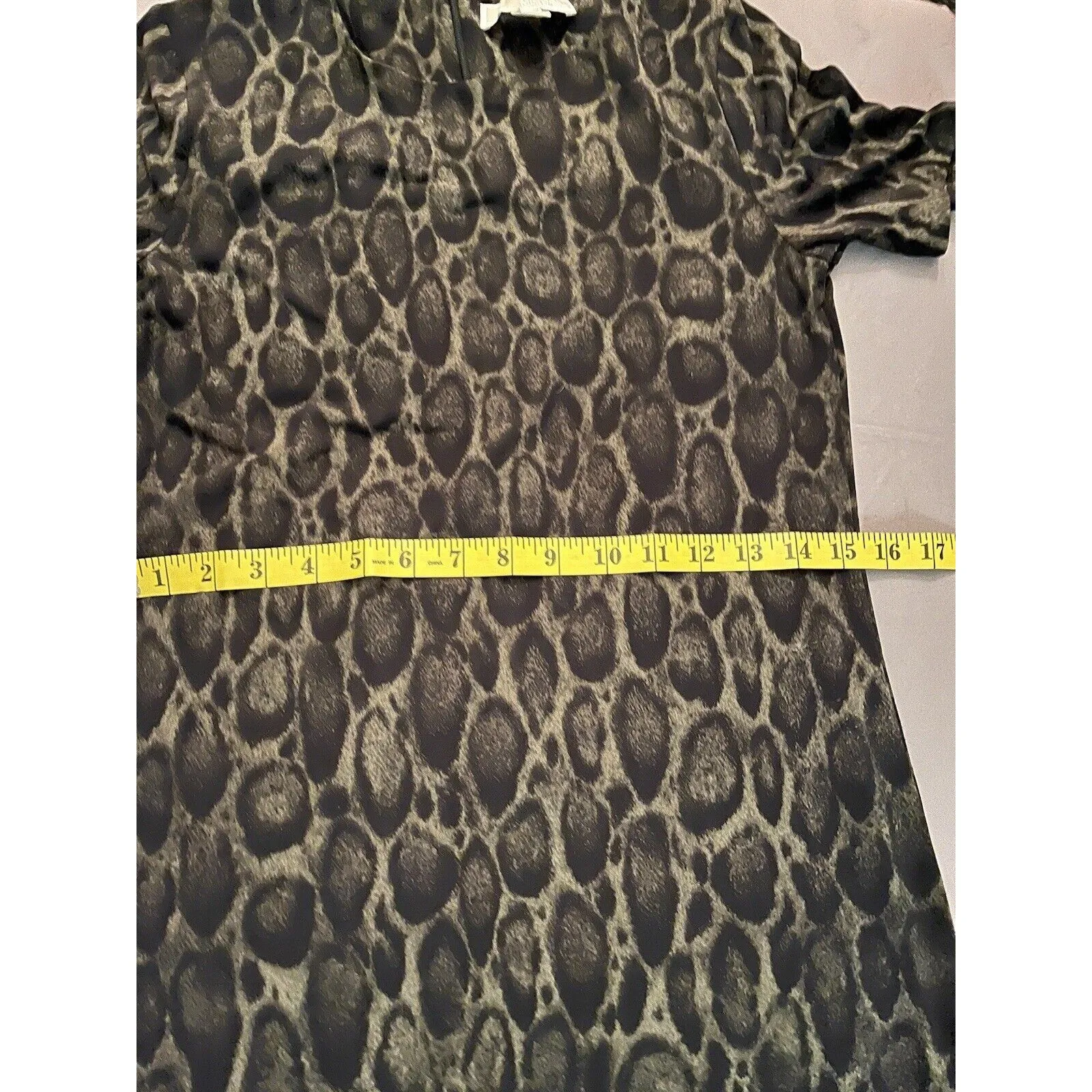 Michael Kors Cobra Snakeskin Print Brown/Black Short Sleeve Shift Dress Sz Small - Image 4