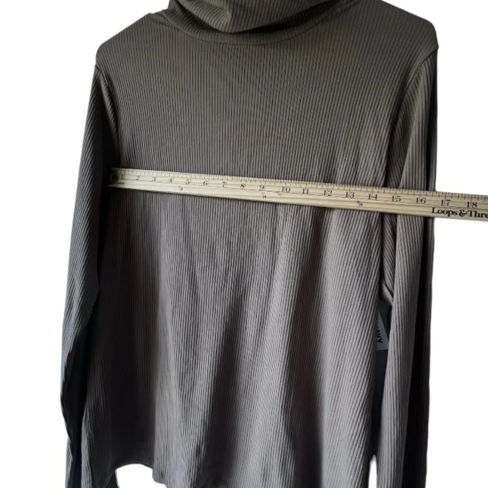 Women's brown long sleeve sweater brown turtleneck top lightweight size XL. - Image 7