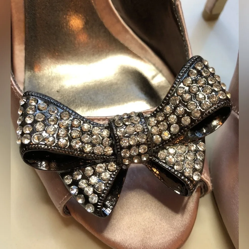 Steve Madden Luxe blush pink Slingback Elegant Satin rhinestone Bow Heels Sz 9 - Image 14