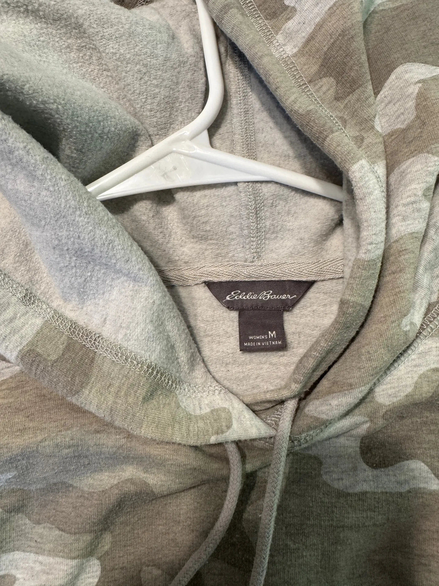 Eddie Bauer Hoodie Women’s - Image 4