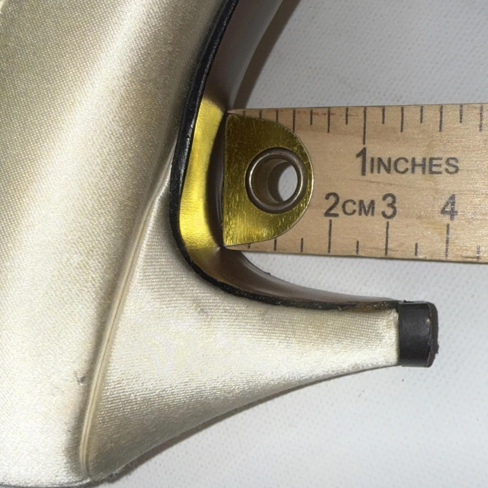 Vintage Dolce By Pierre Wedding Minimalist Ivory Satin Kitten Heel Pumps 8N Size 8 - Image 15