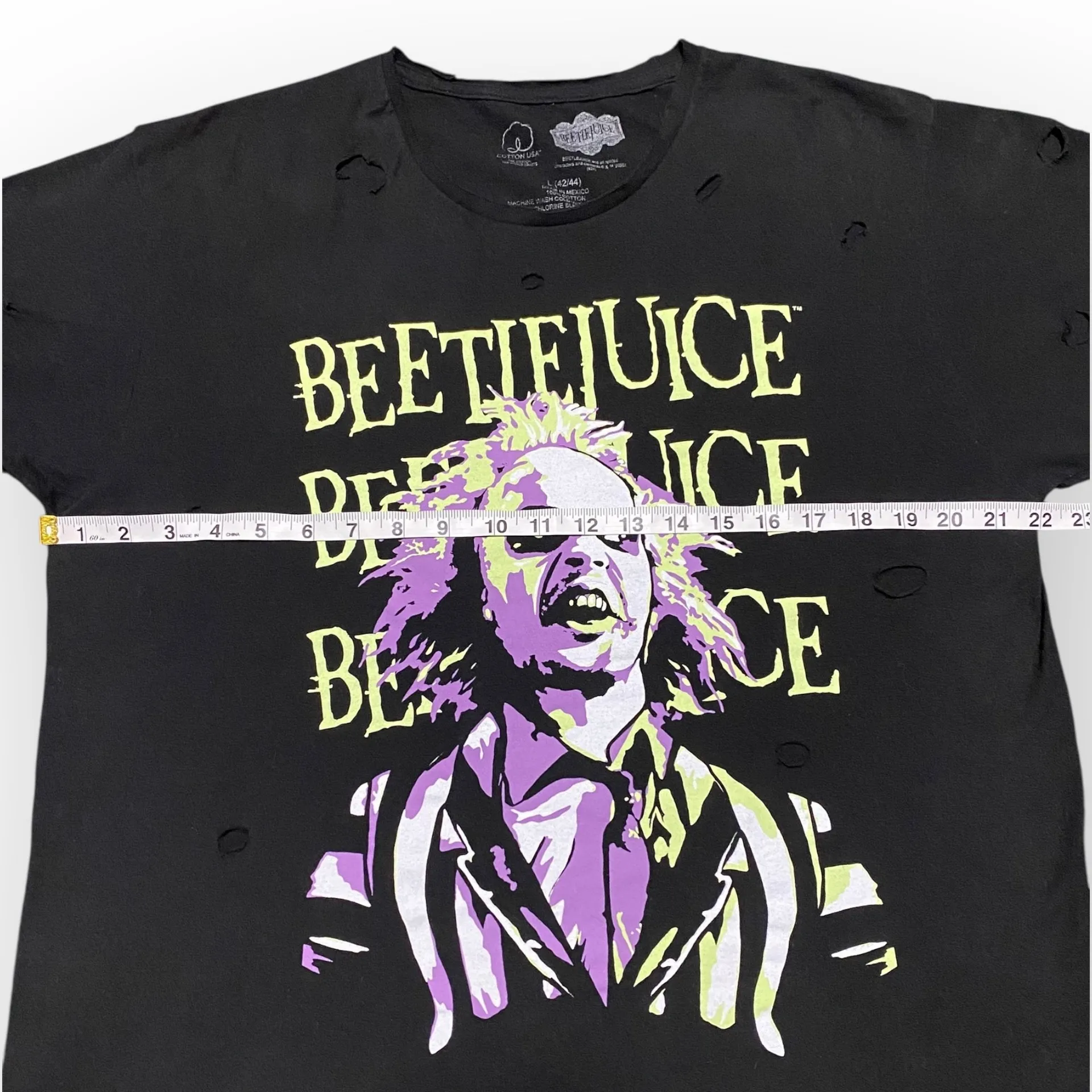 Beetlejuice Graphic Tee Distressed Black Movie Shirt Women’s Size Large - Image 6