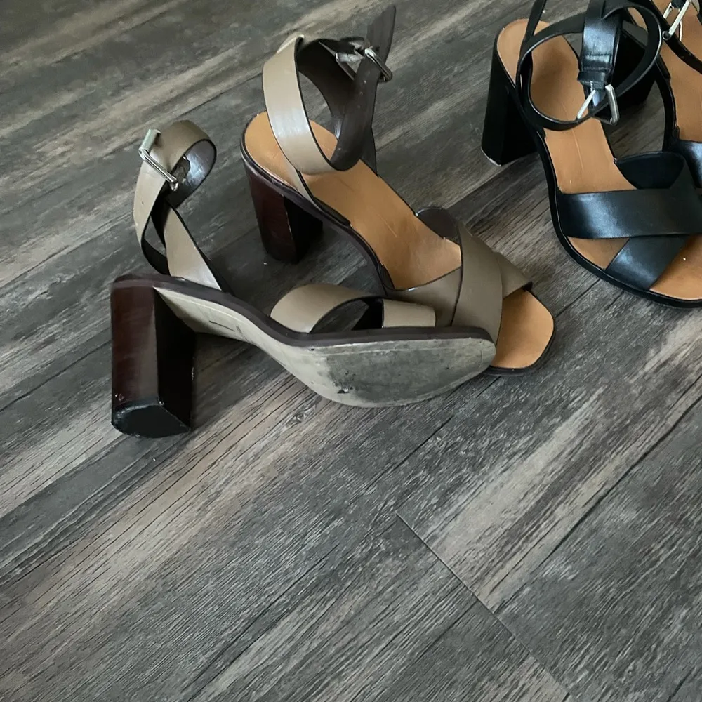 Dolce Vita Nala Block Heel Leather Sandals - Image 4