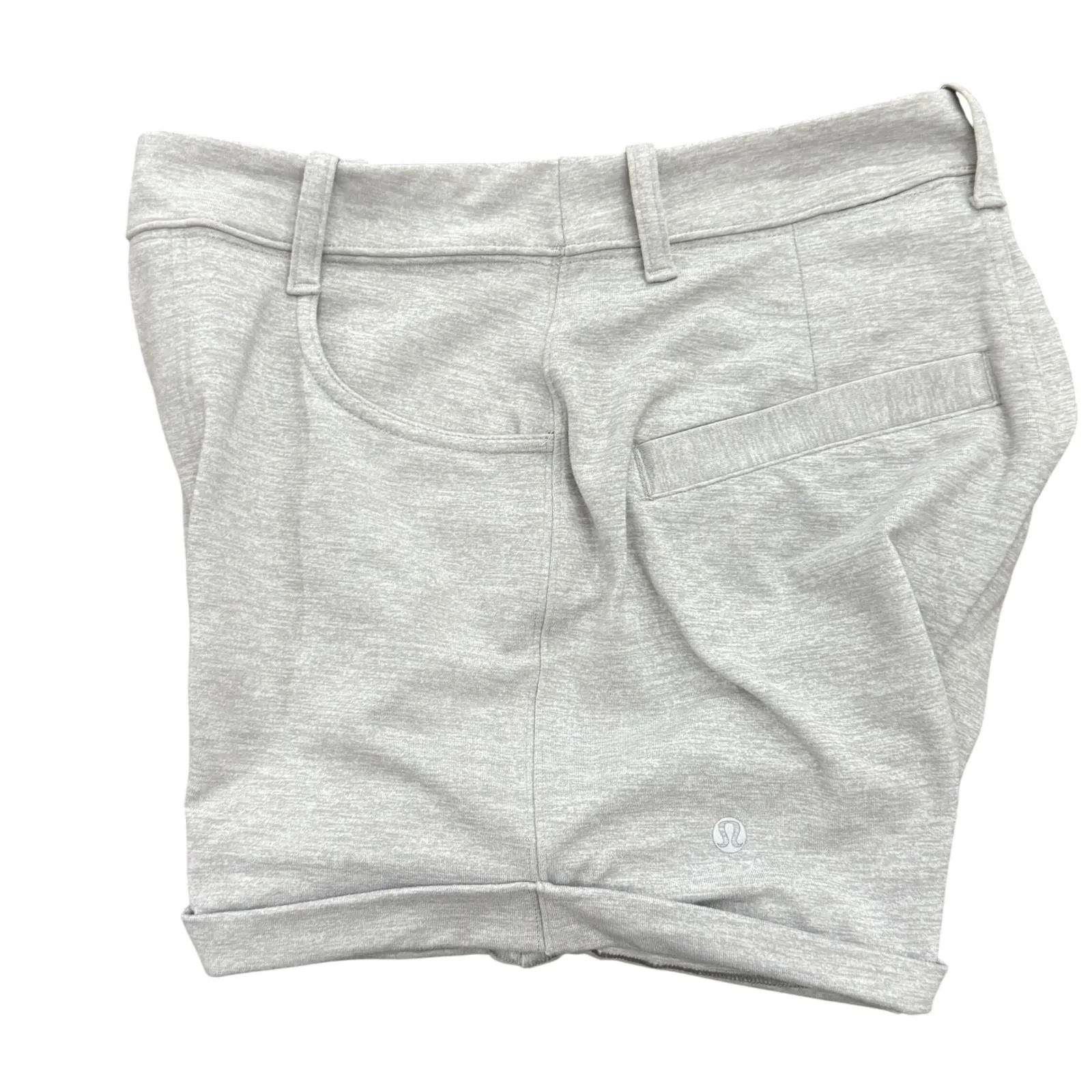 Lululemon women's pull on light gray cuffed shorts size 4 - Image 5