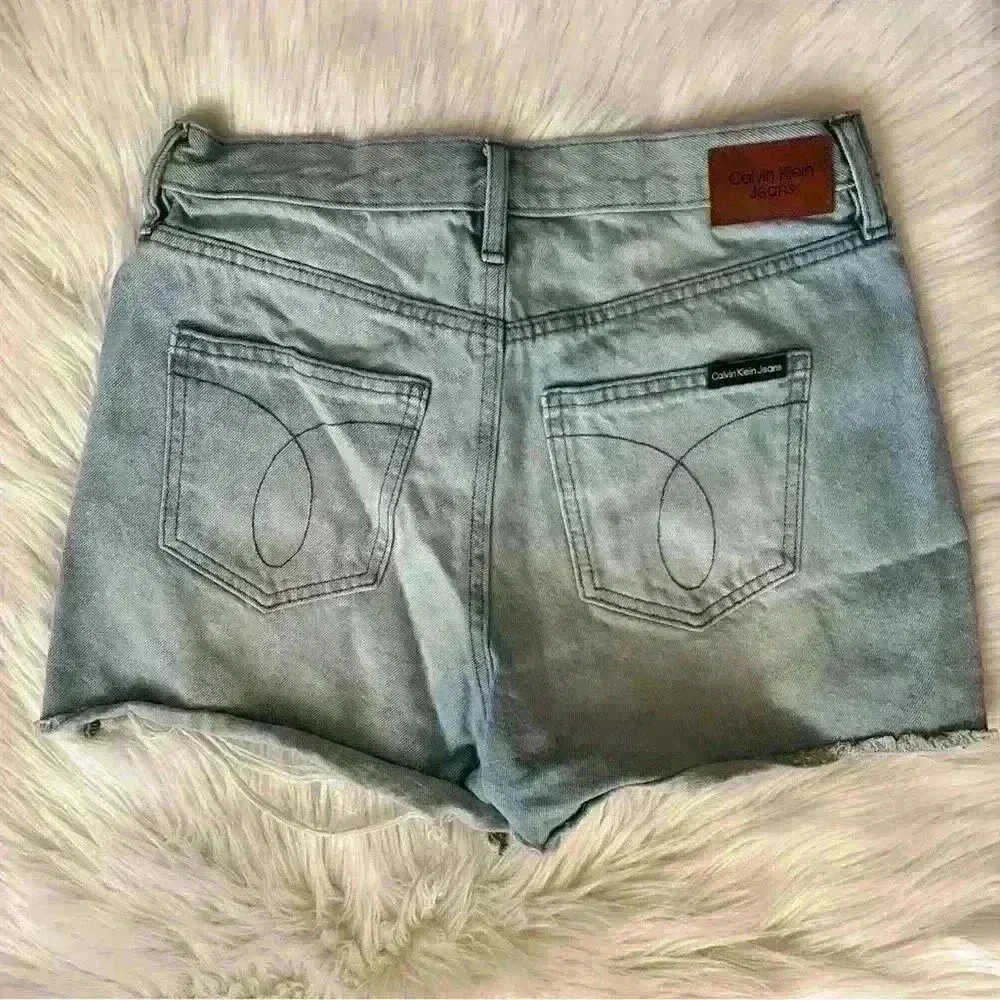 CK Jeans Calvin Klein Light Wash Denim Shorts 4 - Image 3