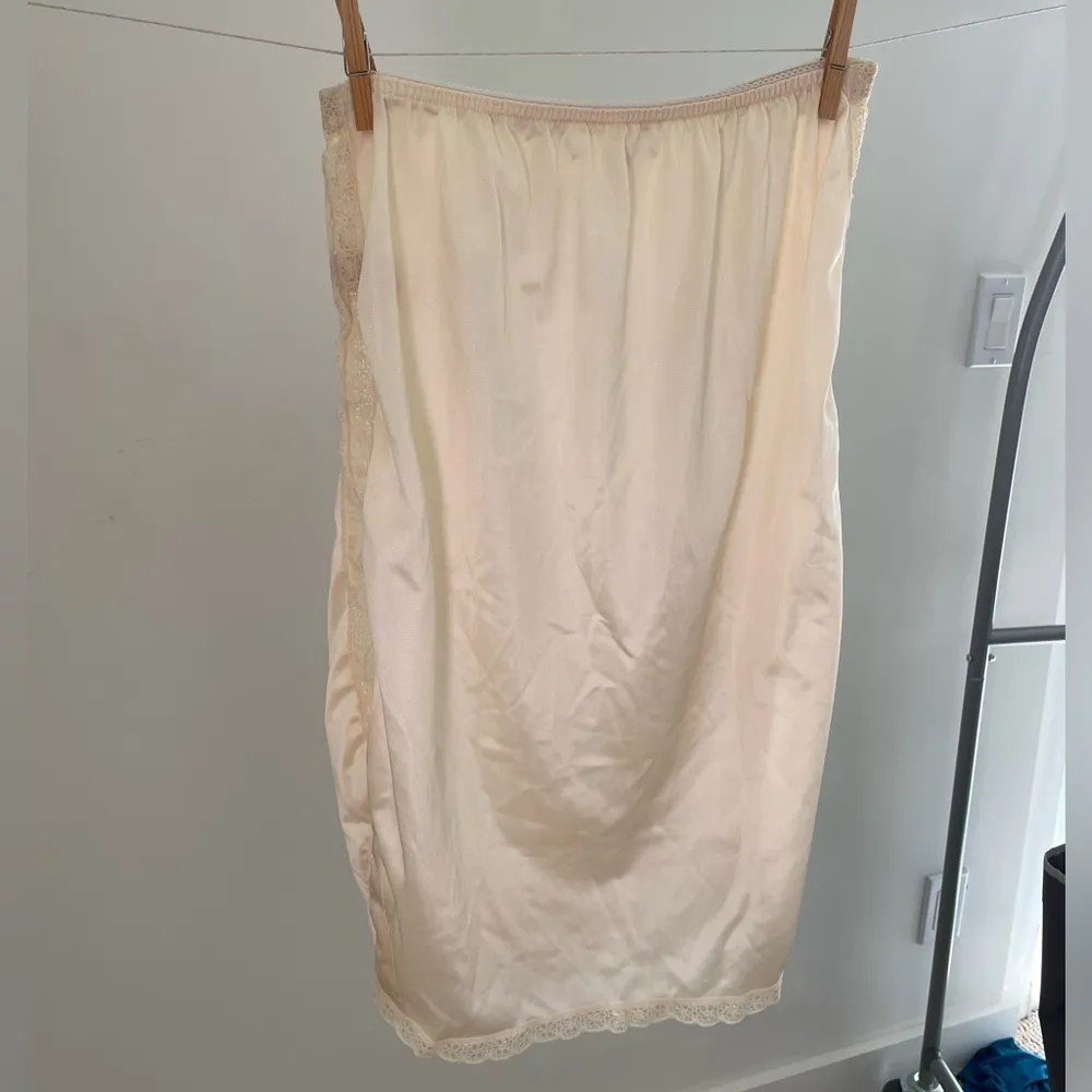 Vintage Sears Cream 21.5in Lace & Nylon Slip Skirt White Size M - Image 2