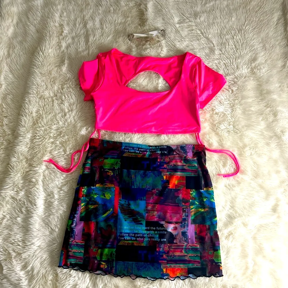 Barbie Core Pink Crop Top with Cutout Design - Image 5