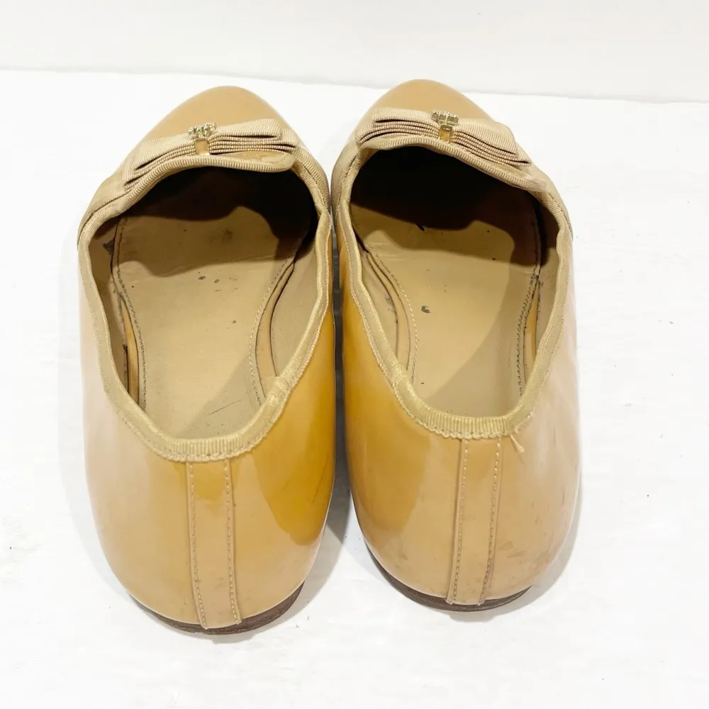 Tory Burch Size 9M Nude Patent Leather Trudy Bow Gold Reva Smoking Flat Loafers - Image 4