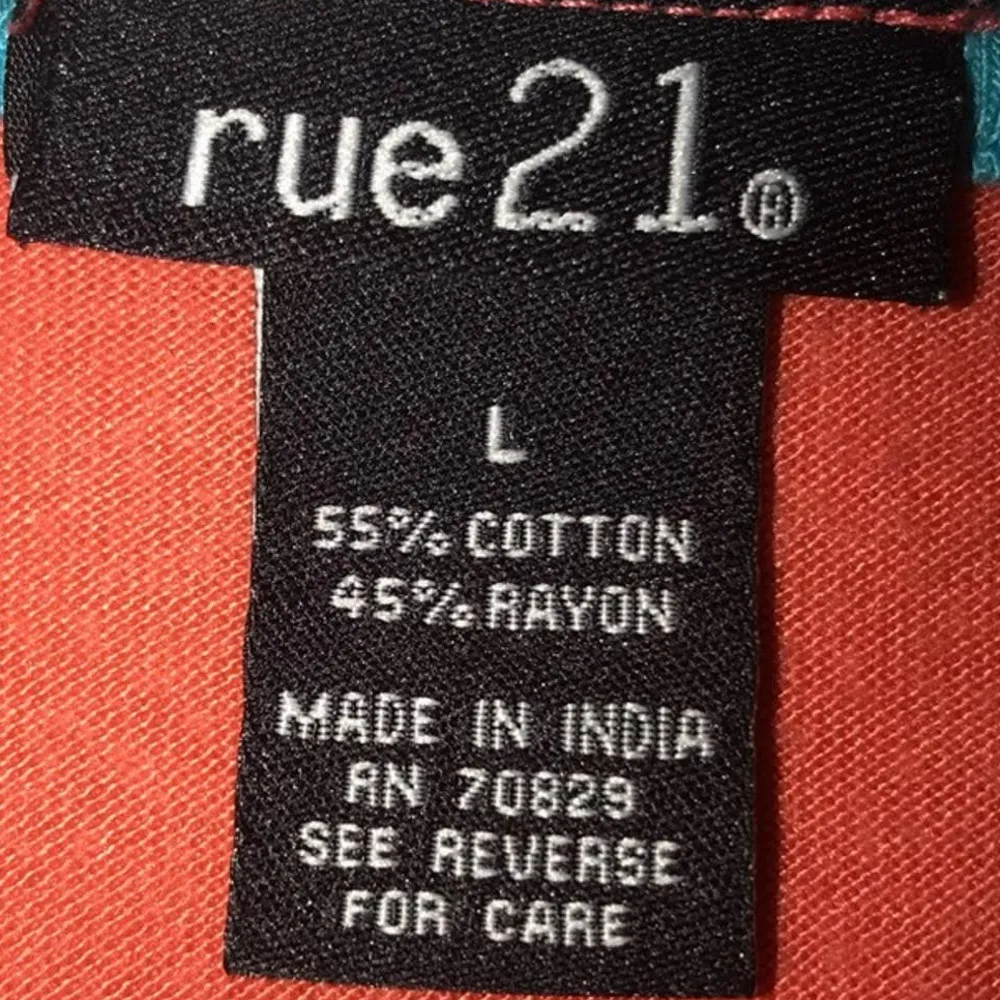 RUE21 CORAL COLOR SOFT & LIGHTWEIGHT TANK TOP SIZE LARGE - Image 3