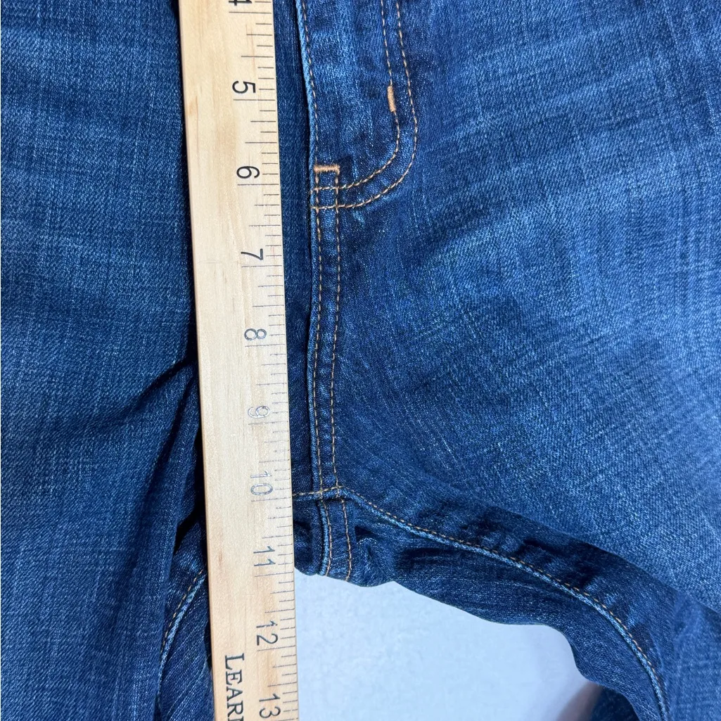 Eddie Bauer women’s shaped fit straight leg Dark Blue Denim‎ Jeans size 10R - Image 5