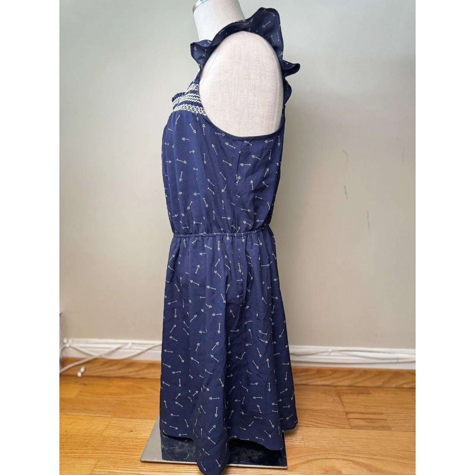 Xhilaration Flutter Sleeve Arrow Navy Knee-Length Lightweight Summer Dress Sz M - Image 3