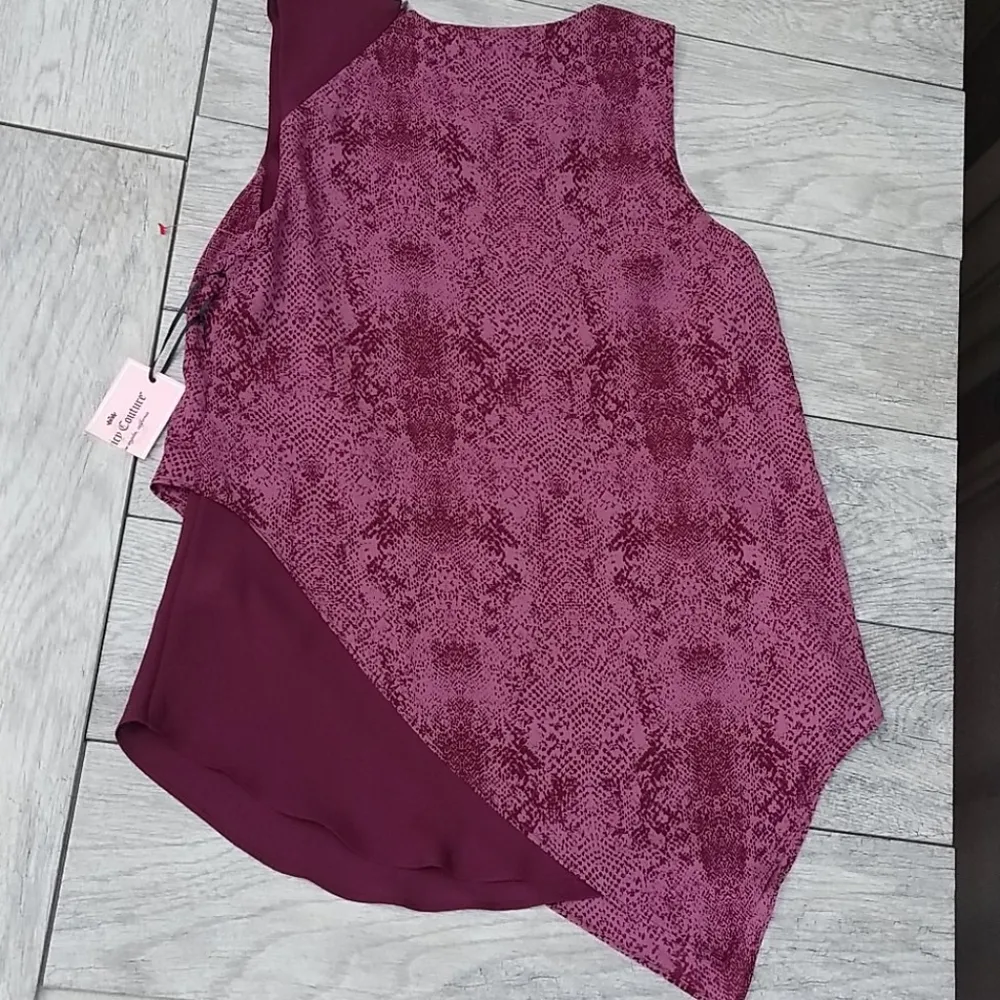 Juicy couture burgundy top sz s - Image 2