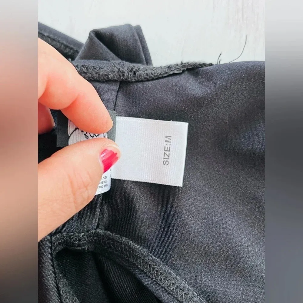 Urban Outfitters Ris-K Sol One-Piece Swimsuit in Black Size Medium NWOT $78 - Image 11