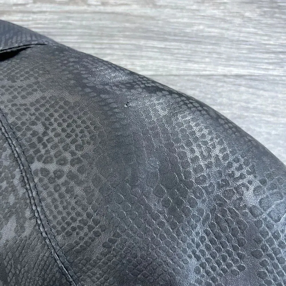 Andrew Marc Vintage Leather Trench Coat Black Snakeskin Moto Jacket Size Large - Image 7