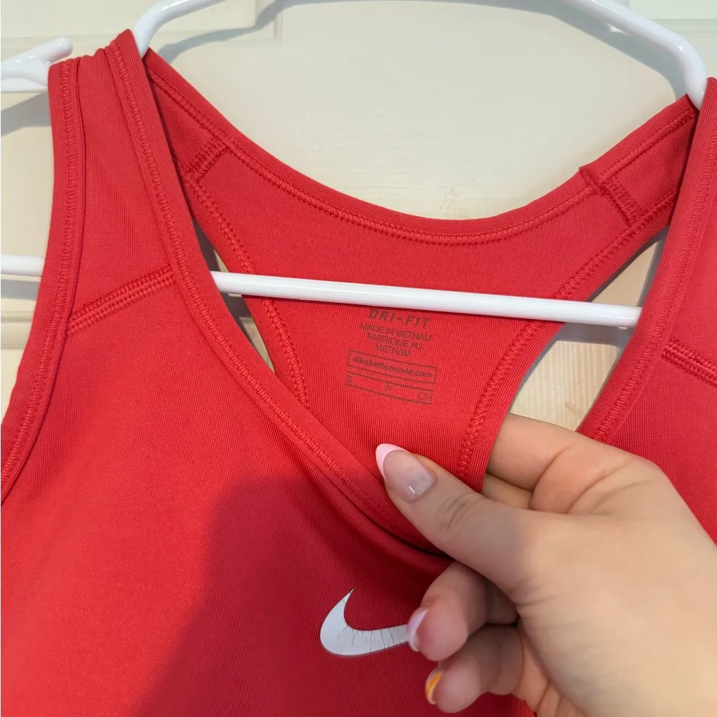 Nike sports bra - Image 2