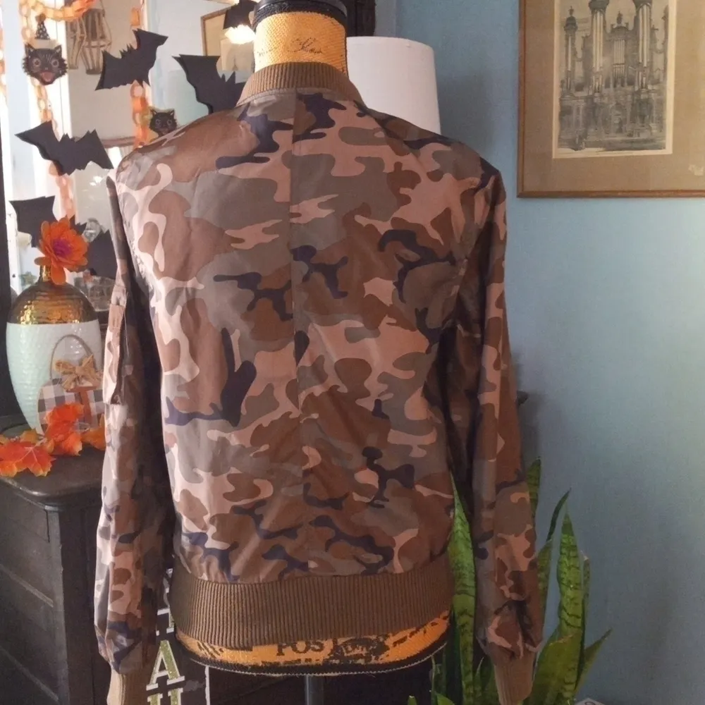 Love Tree Camo Green & Brown Multicolor Bomber Jacket - Image 5