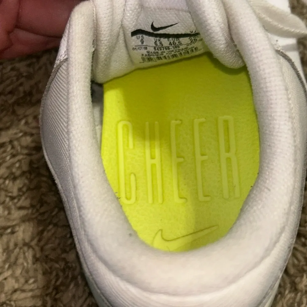 Women’s Nike cheer shoes - Image 6