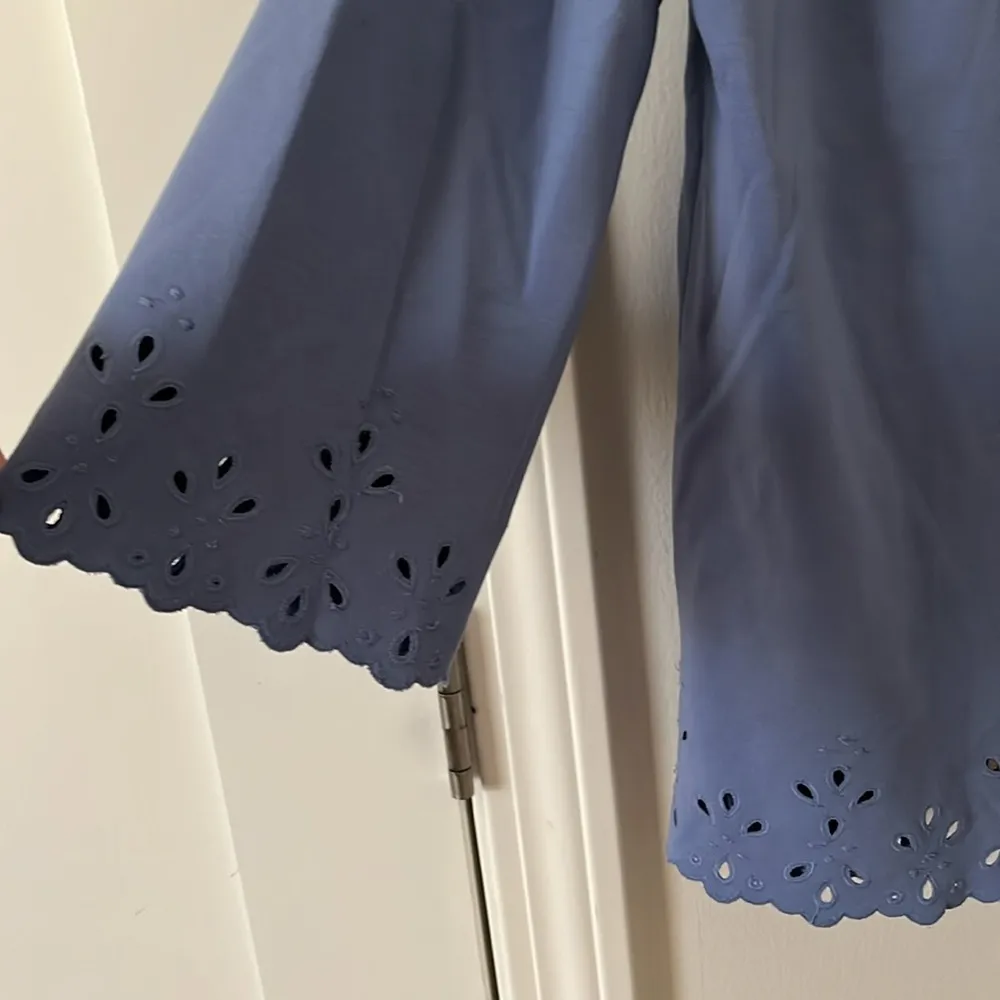 Ann Taylor 3/4 long sleeve knit sweater with decorative edges in size Medium - Image 2