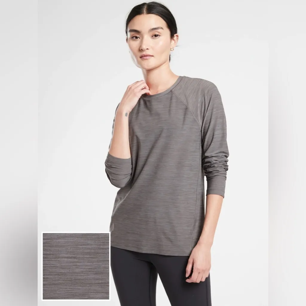 Athleta Ultimate Textured Athletic Top Heather Gray long Sleeve Top - Image 2