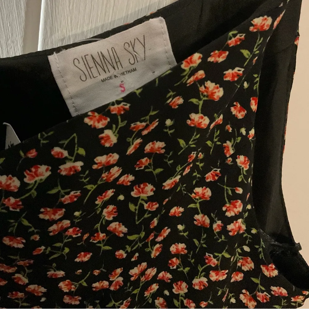 Sienna Sky Womens Dress Small Floral Pink Rose V Neck Adjustable Straps Lined - Image 6