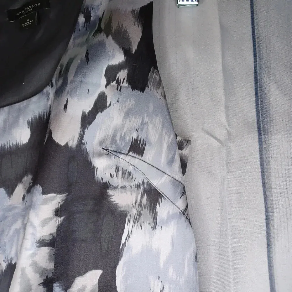 Ann Taylor floral sleveeless dress - Image 5