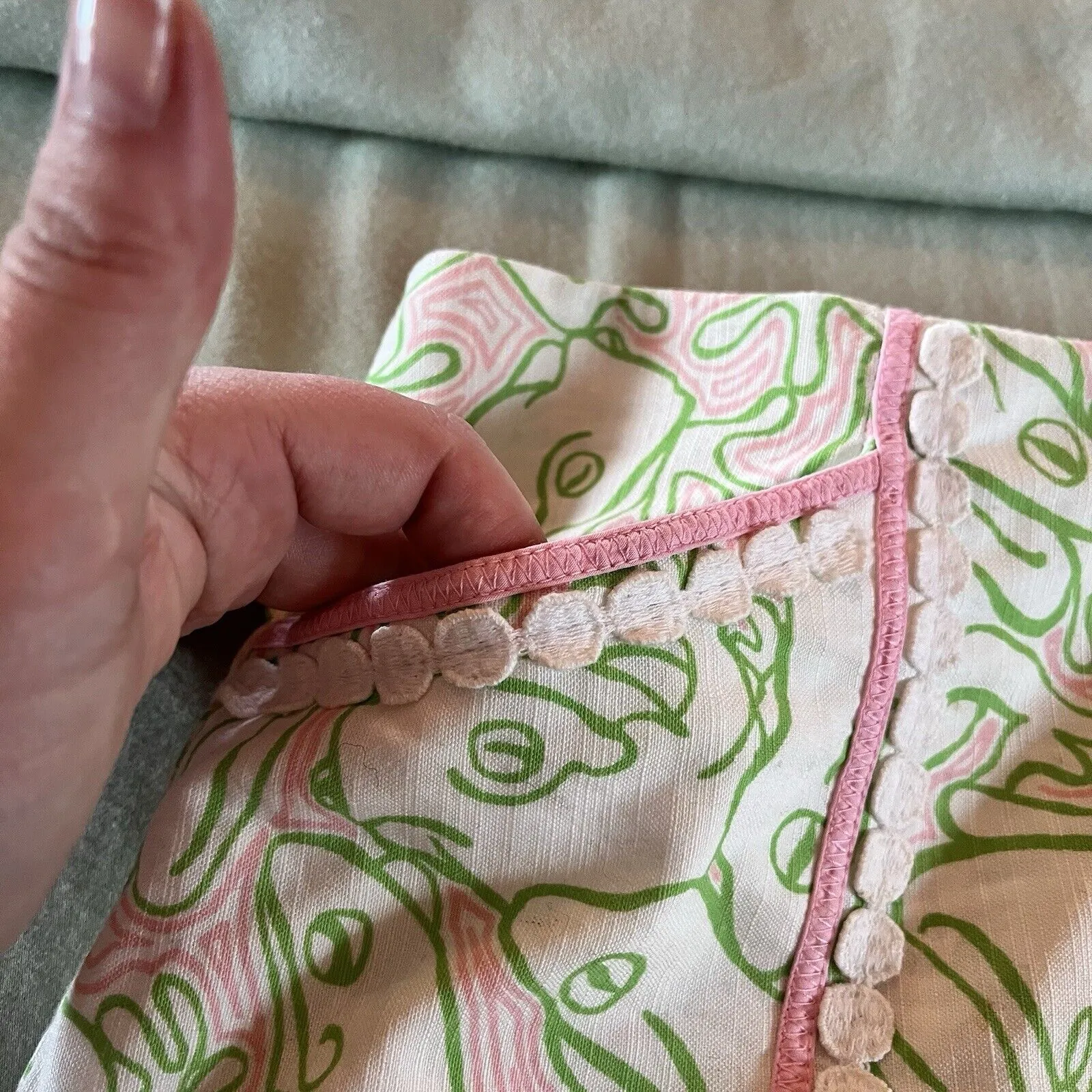 Lilly Pulitzer Originals Pink Green Frogs Roslyn Lilly Pad Size 2 Lined Limeade - Image 6