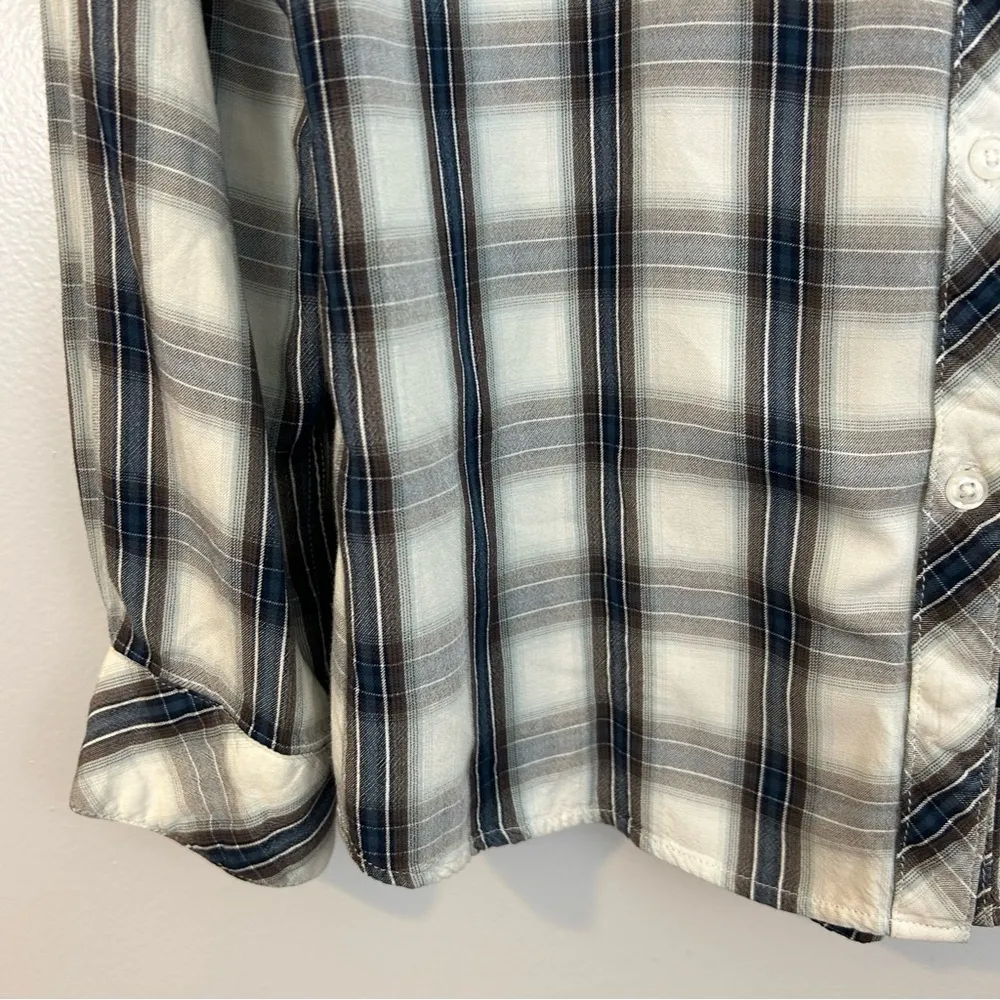 Rails Button Down Rayon Wester Collared Shirt White, Blue, Brown Size Medium White - Image 9