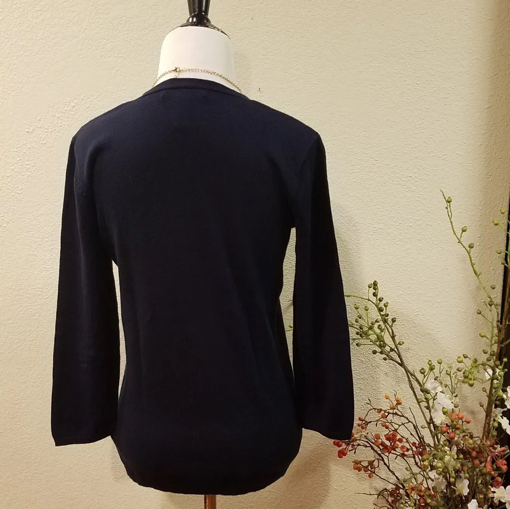 Ralph Lauren Pull Over V-neck Sweater Size Small - Image 2