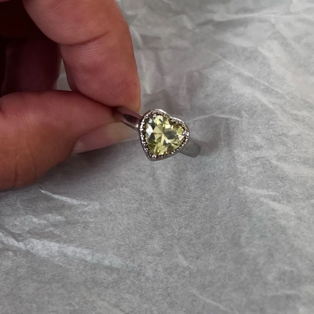 Pretty Ring - Image 5