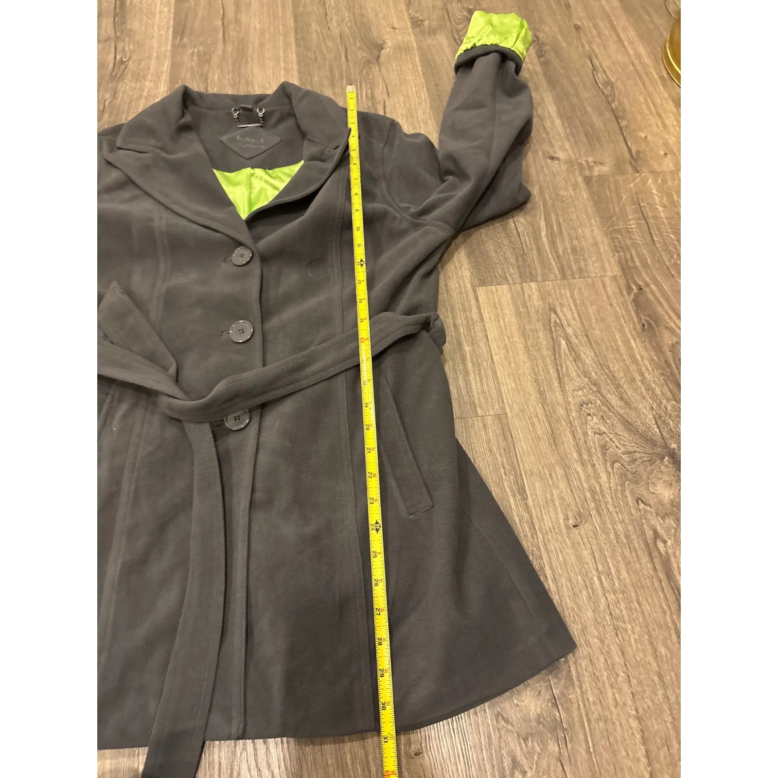Indigo Saints Women's Gray Belted Fleece Coat L lime Green satin like lining Size L - Image 7