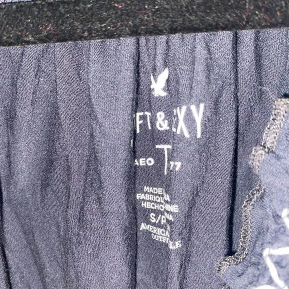 American Eagle Soft & Sexy Blue Flutter Sleeve Smocked Top Women's Size Small - Image 5