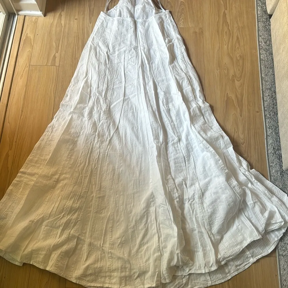 L’Academie white flowy dress - Image 4