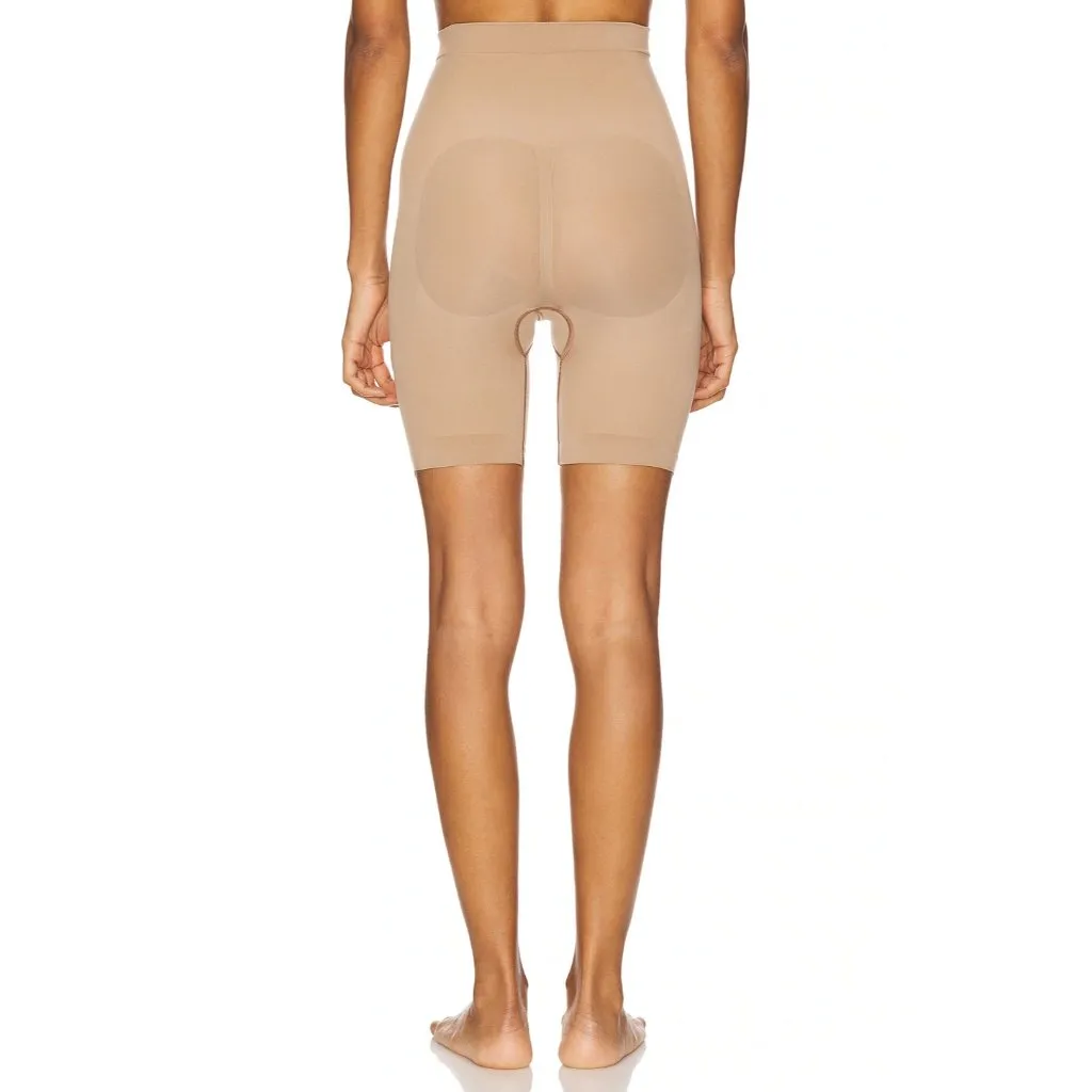 SKIMS Seamless Sculpt Mid Thigh Shorts in Sienna Xsmall New Briefs - Image 3