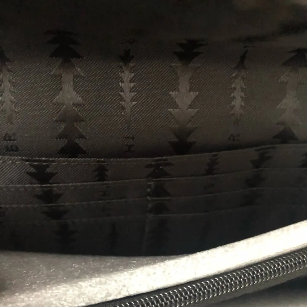 Thacker Gray Nikki Crossbody Quilted Bag Purse NEW - Image 7