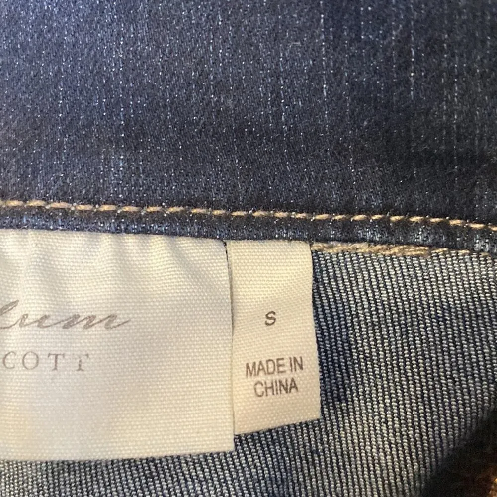 La Bellum Hillary Scott Women’s Jean Jacket Embellished Embroidered EUC Sz S Blue - Image 7