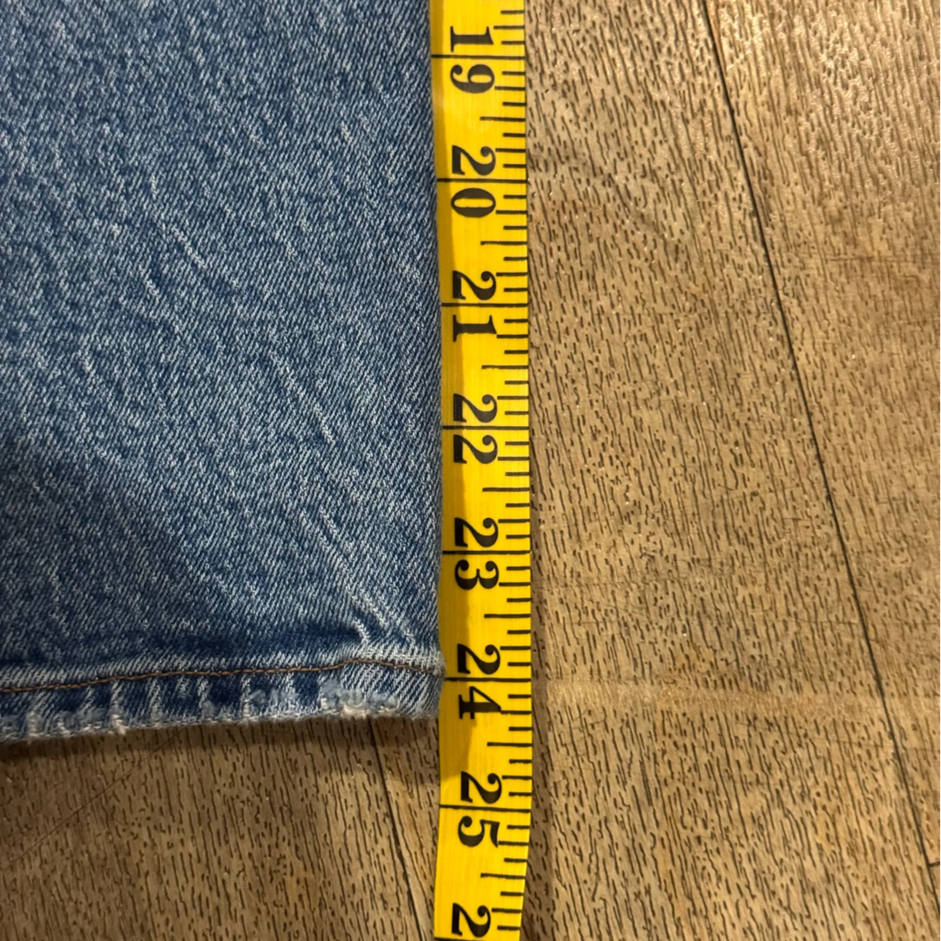 Abercrombie & Fitch Curve Love Mid Rise 90s Relaxed Jeans Size 26/2S - Image 4