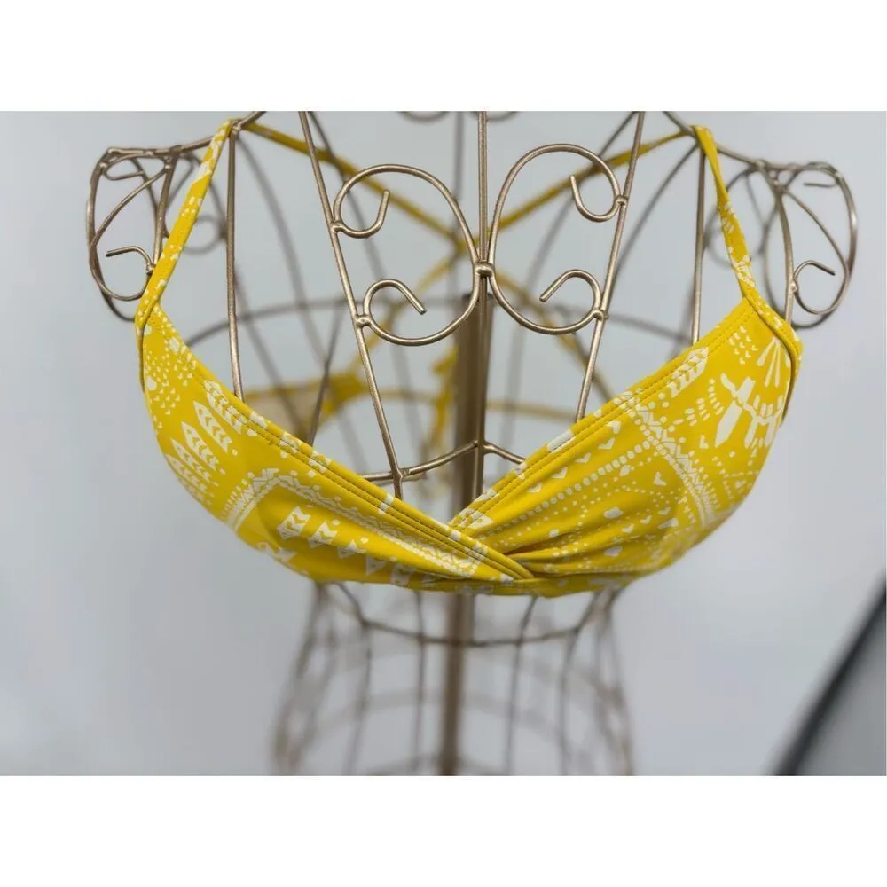 Patagonia Yellow Floral Triangle Bikini Top Women’s Size Medium - Image 5