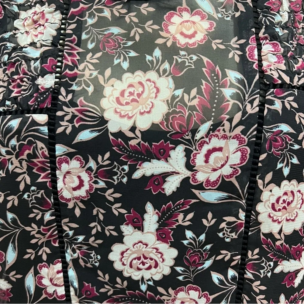 City Studio long sleeve black floral ruffle dress size medium - Image 5