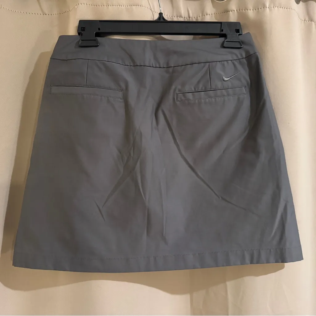 Nike Gray Dri-FIT Golf Skirt - Image 2