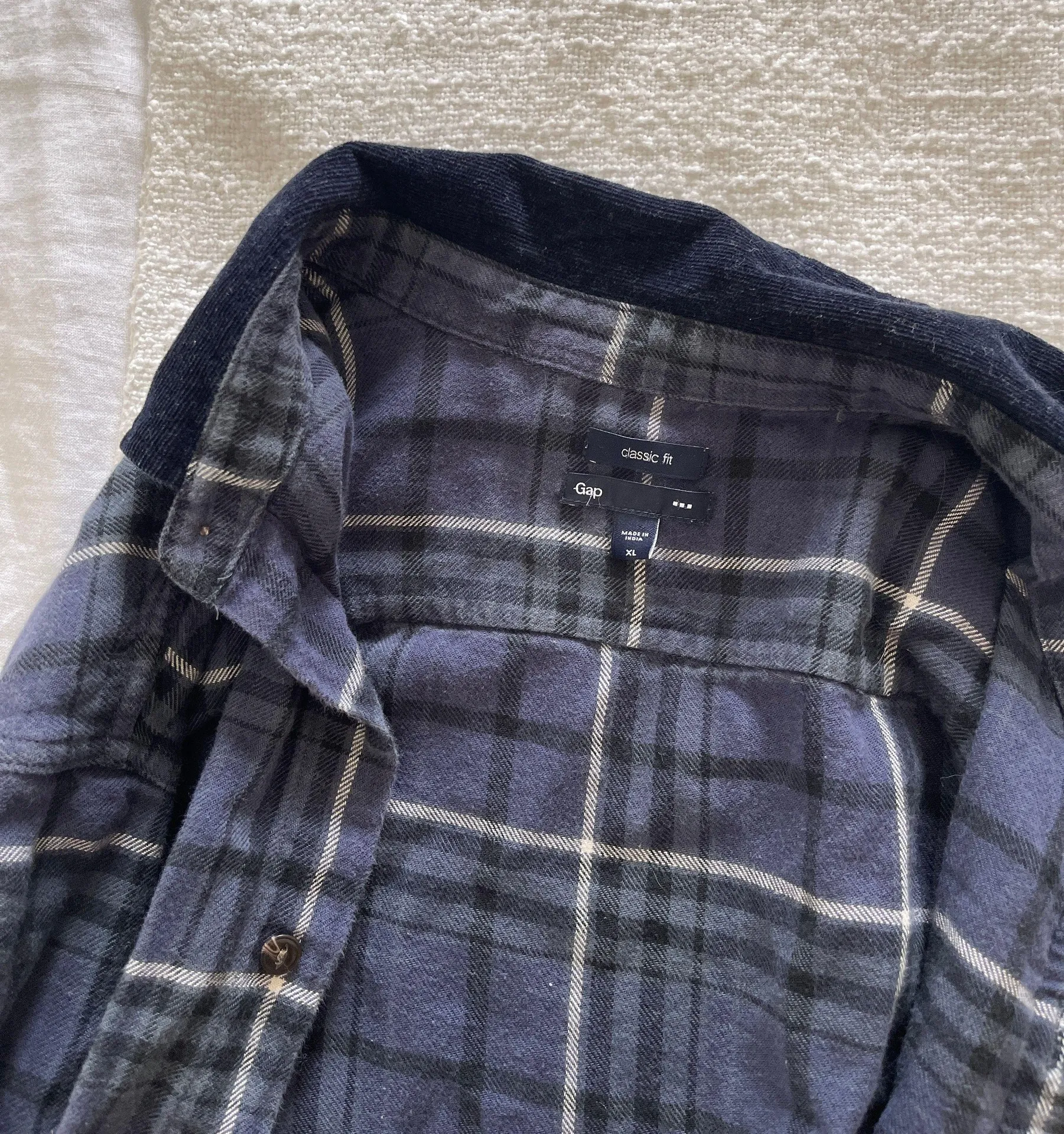 Gap Oversized Blue Flannel - Image 3