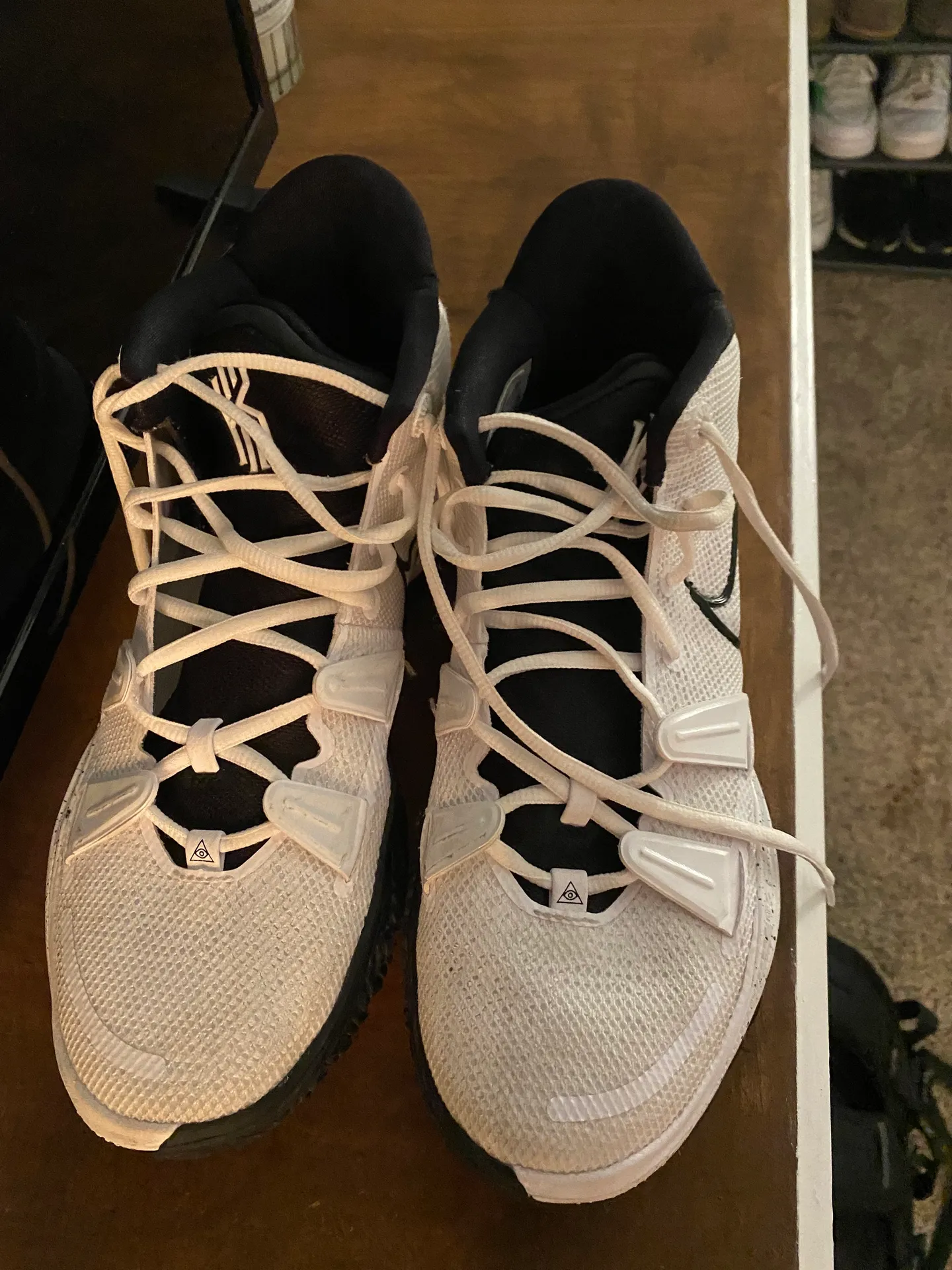 Nike white and black basketball shoes  - Image 2