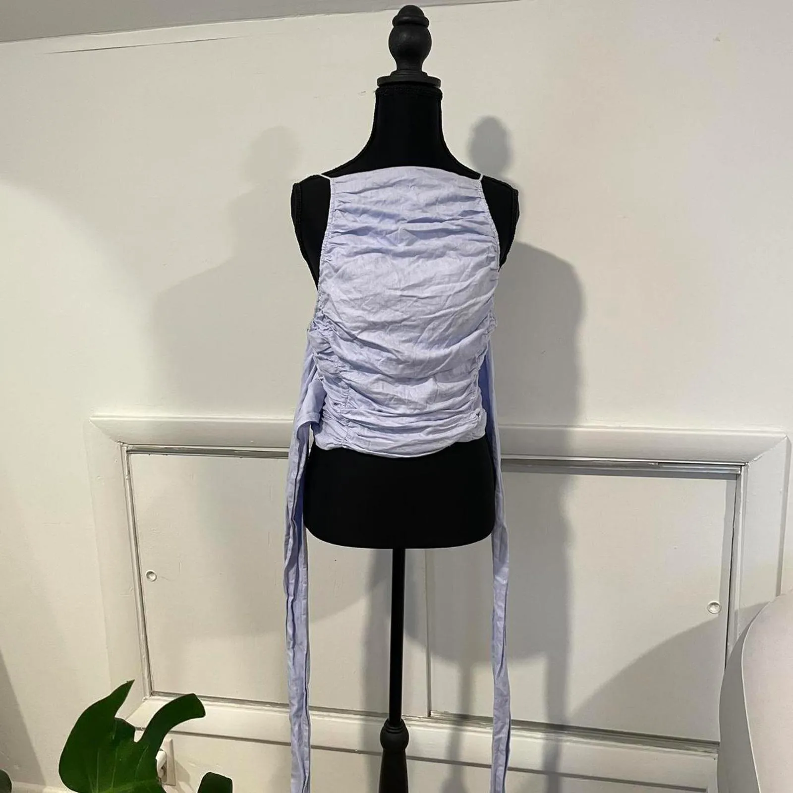 free people light blue top with wrap ties, size medium - Image 5