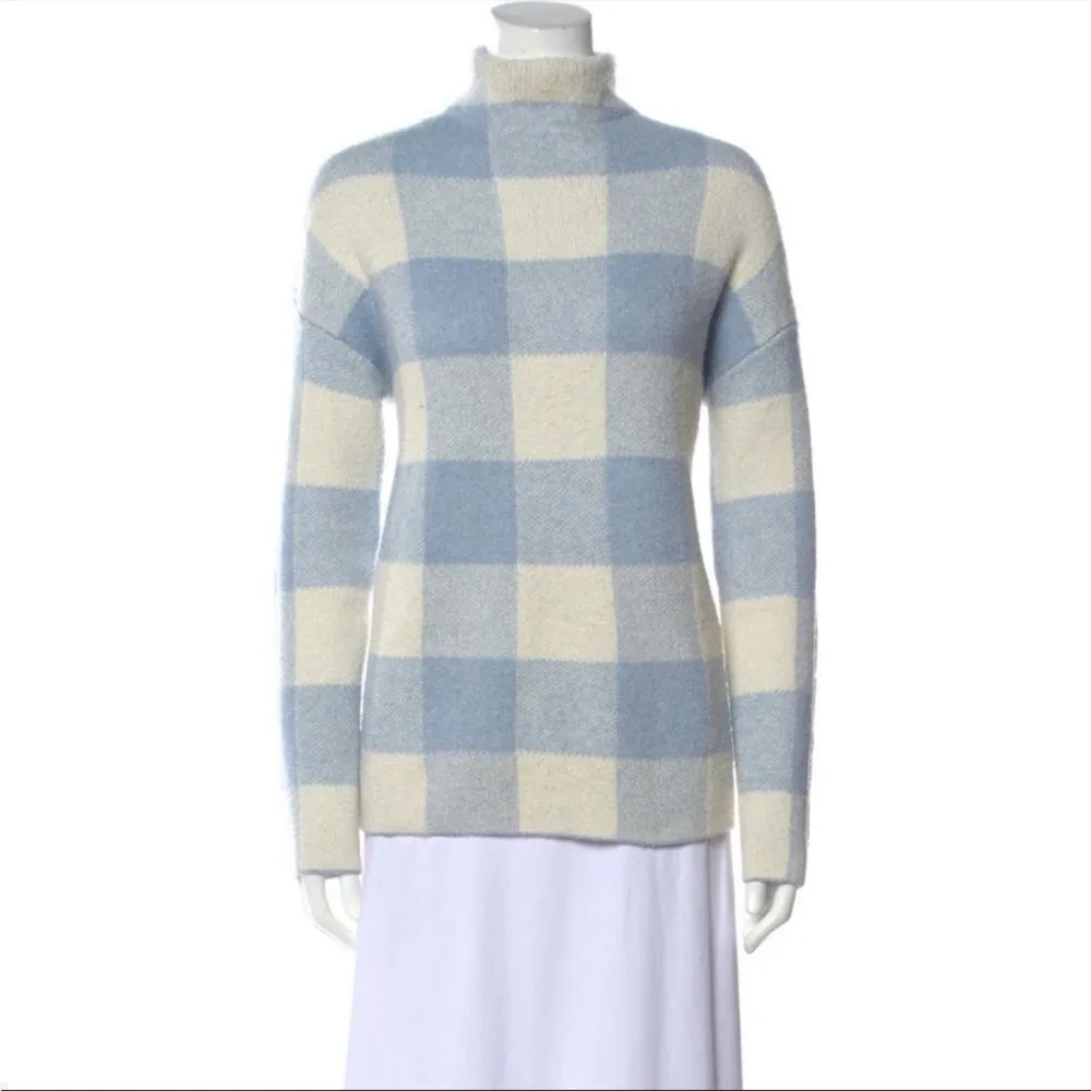 ✨HP✨women mock neck plaid light blue & white sweater & hat set✨ - Image 2