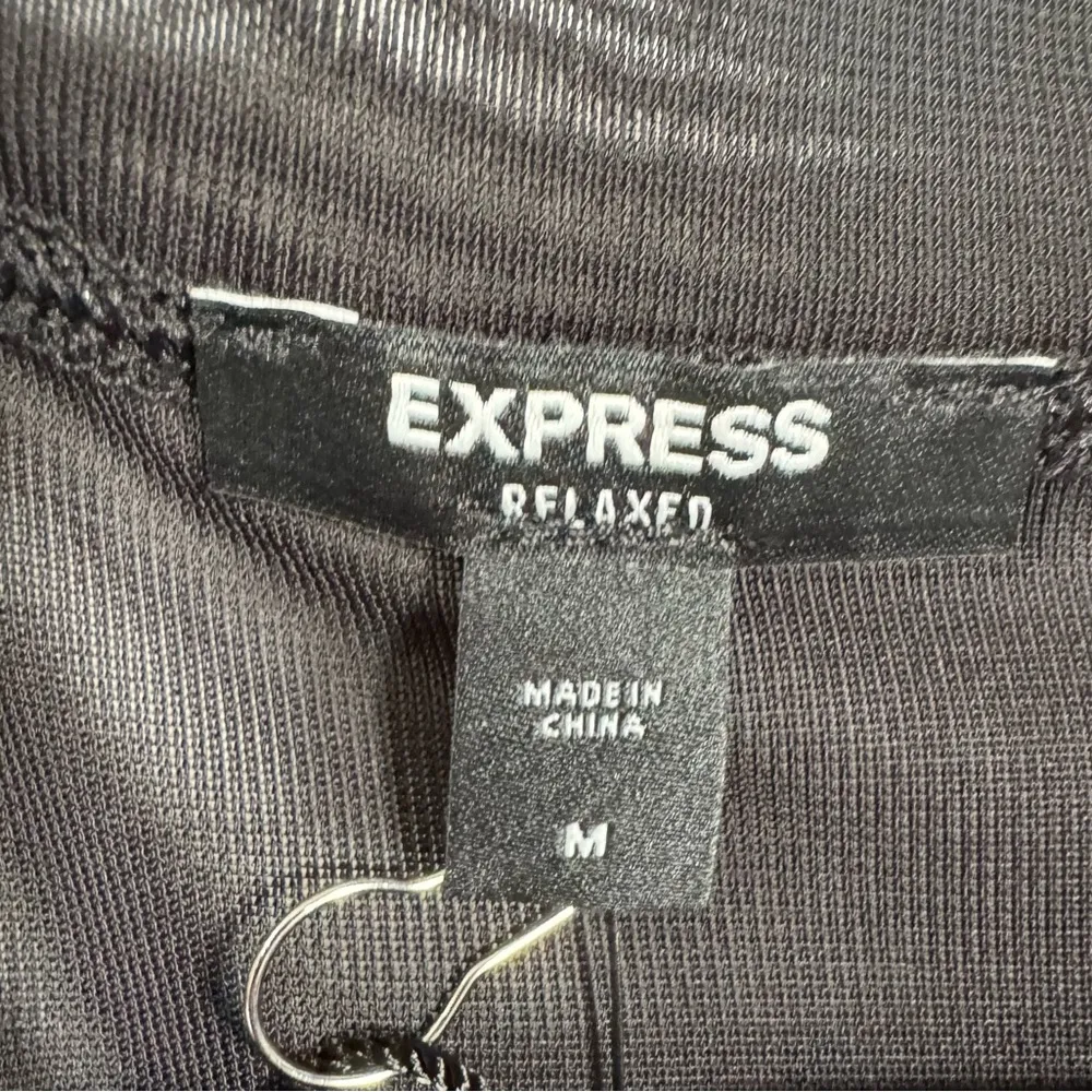 Relaxed Mesh Scoop Neck Top Black Size M NWT - Image 8