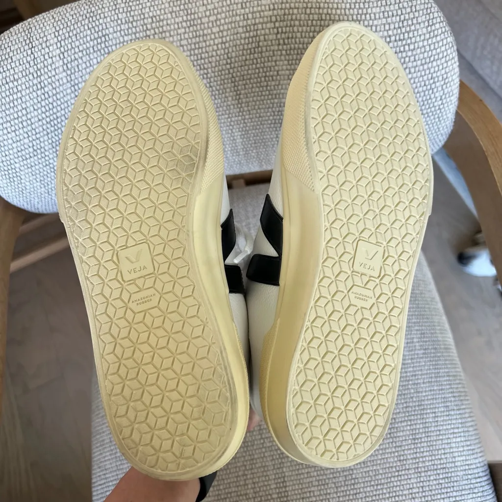 Veja Minotaur High Top Sneakers in Black and White - Image 7