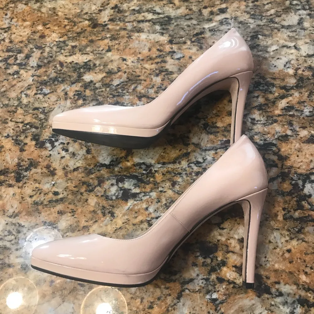 Aquatalia Nude/Beige Pump sz9.5 - Image 4